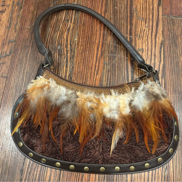 Prezzo Leather feathers And Crushed Velvet Handbag With Studs - Picture 1 of 6